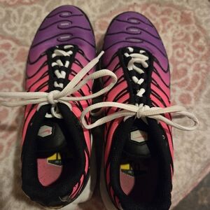 Nike Women's Sneakers in Pink and Purple